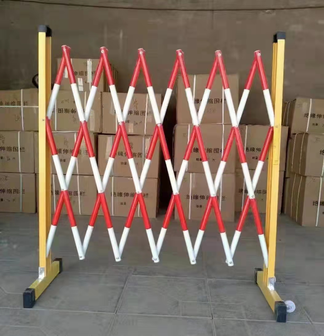 現(xiàn)貨伸縮護(hù)欄 現(xiàn)貨伸縮護(hù)欄